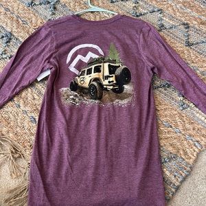 Woman’s long sleeve Magellan